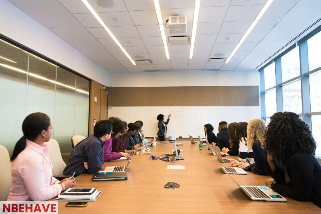 cómo reducir las reuniones innecesarias