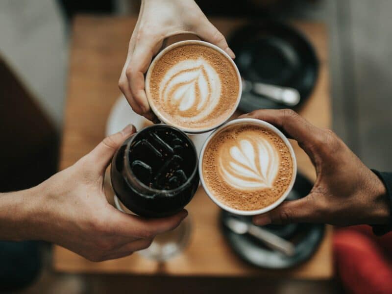 Café en grano o molido: qué cambia en sabor y conservación